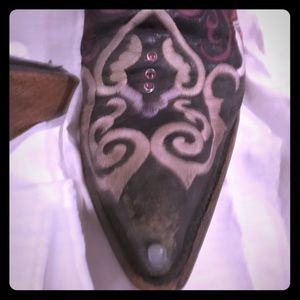 Old Gringo Purple gemmed genuine cowboy boot.